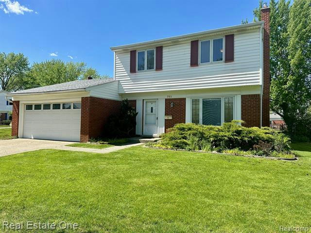 761 TANGLEWOOD DR, MADISON HEIGHTS, MI 48071, photo 1 of 17