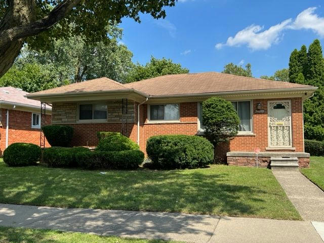 21600 WESTHAMPTON ST, OAKPARK, MI 48237, photo 1 of 4