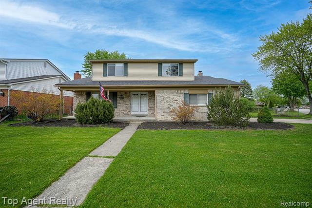 38614 FAIRFIELD DR, STERLING HEIGHTS, MI 48310, photo 1 of 38