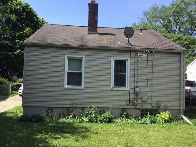 19323 KINGSVILLE ST, HARPERWOODS, MI 48225, photo 1 of 2