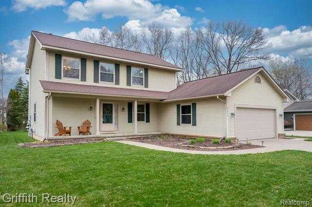 2638 WOODBOURNE DR, WATERFORD, MI 48329, photo 1 of 28
