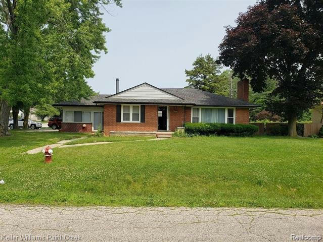 33480 DEFOUR DR, STERLING HEIGHTS, MI 48310, photo 1 of 18