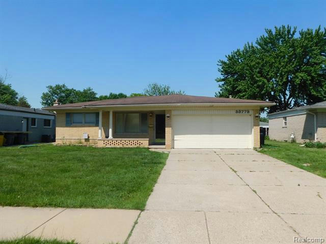 33773 TWICKINGHAM DR, STERLING HEIGHTS, MI 48310, photo 1 of 35