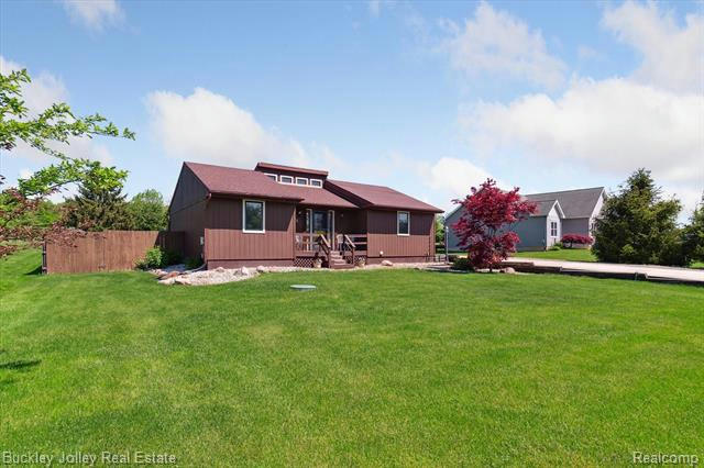 7430 NORFOLK DR, ONSTED, MI 49265, photo 1 of 46