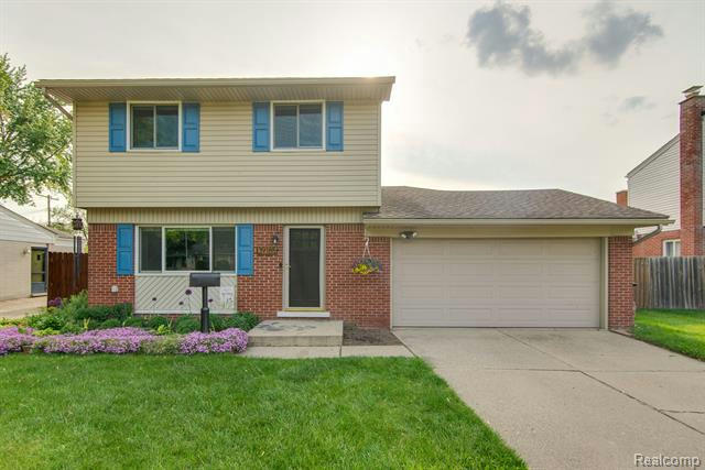 39185 MILLINGTON DR, STERLING HEIGHTS, MI 48313, photo 1 of 27