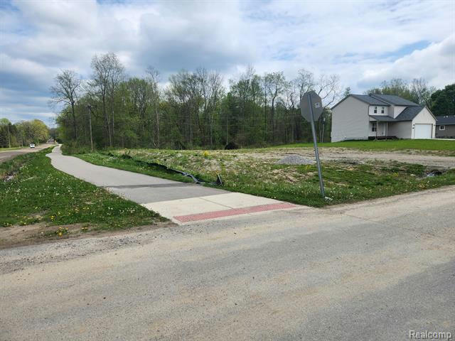 VACANT BALD MOUNTAIN ROAD, ORION, MI 48360, photo 1 of 4