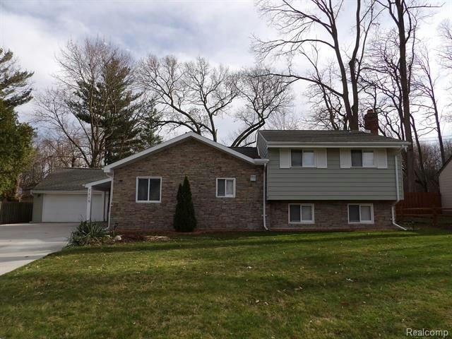 7315 COLONY DR, WEST BLOOMFIELD, MI 48323, photo 1 of 25