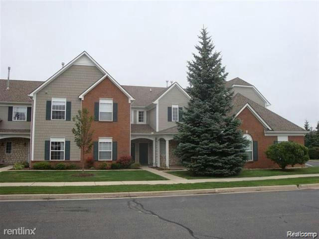 2009 MONARCH DR # 3, SHELBY TWP, MI 48316, photo 1 of 5