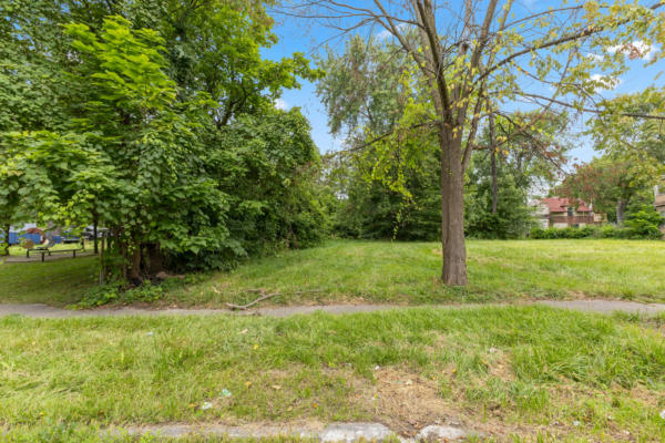 90 HAZELWOOD ST, DETROIT, MI 48202 - Image 1