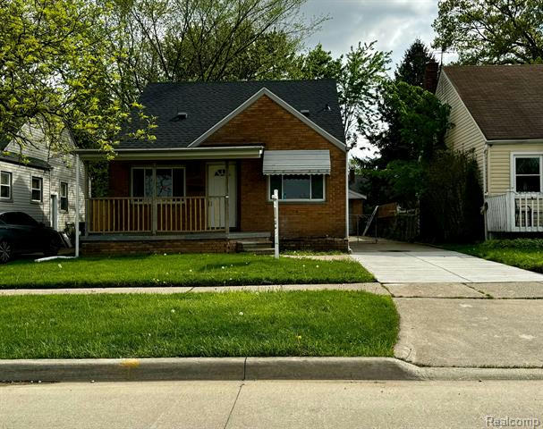 2043 CLEVELAND AVE, LINCOLN PARK, MI 48146, photo 1 of 28