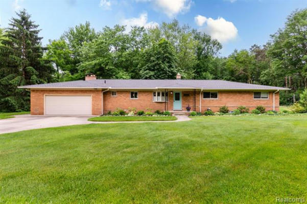 5000 BROOKSIDE DR, SHELBY TOWNSHIP, MI 48316 - Image 1