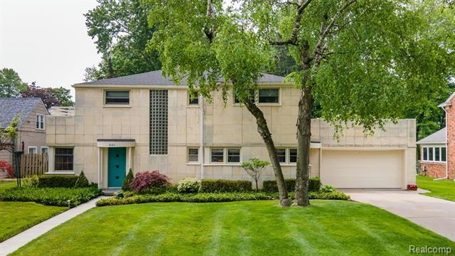 641 S OXFORD RD, GROSSE POINTE WOODS, MI 48236, photo 2 of 57