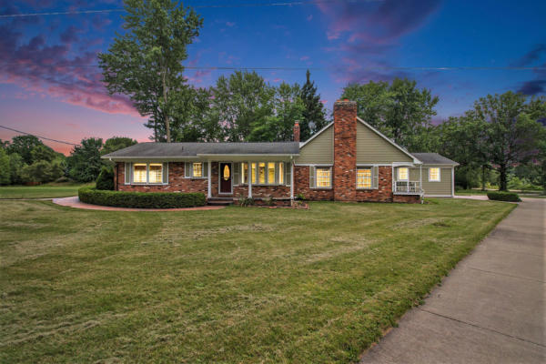 68925 W 8 MILE RD, SOUTH LYON, MI 48178 - Image 1