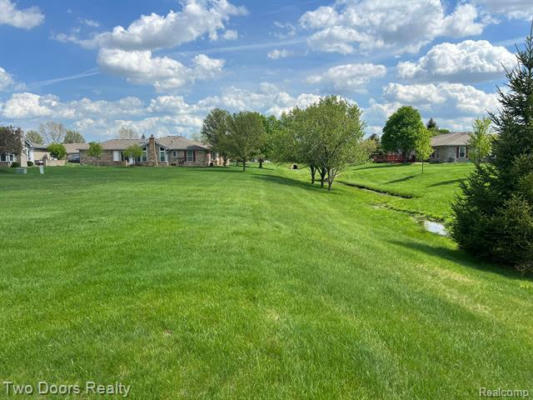 48669 FRENCH CREEK CT, SHELBY TWP, MI 48315, photo 2 of 37