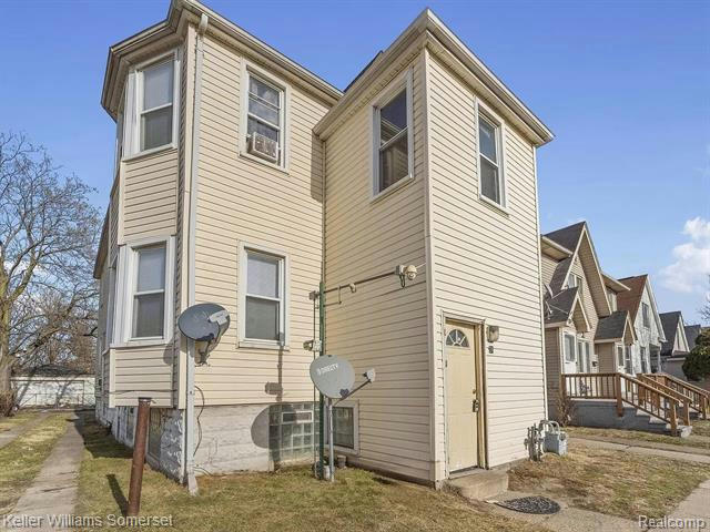 34 W CICOTTE ST, RIVER ROUGE, MI 48218, photo 1 of 8