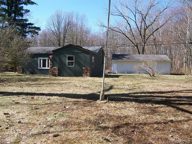 3815 STATE RD, FORT GRATIOT, MI 48059, photo 1 of 25