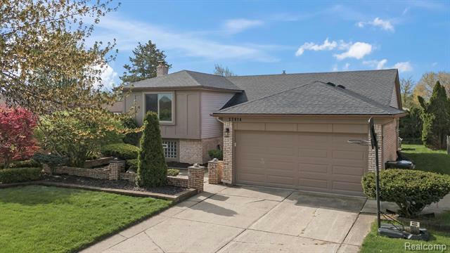 13814 BROUGHAM DR, STERLING HEIGHTS, MI 48312, photo 2 of 27